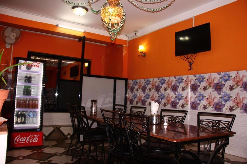 Allied Hotel Bālāju エクステリア 写真