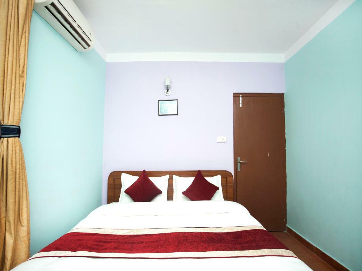 Allied Hotel Bālāju エクステリア 写真